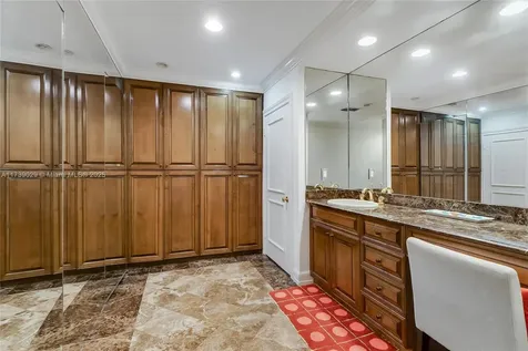 2115 NE 197th Terrace Miami FL 33179