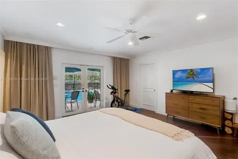 2115 NE 197th Terrace Miami FL 33179