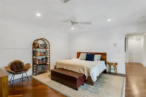 2115 NE 197th Terrace Miami FL 33179