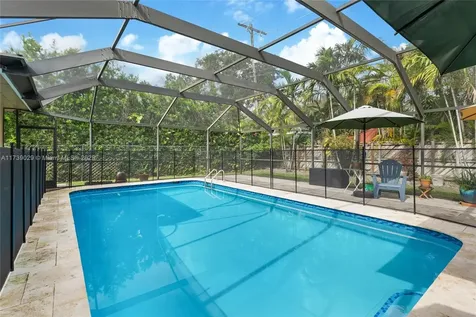 2115 NE 197th Terrace Miami FL 33179