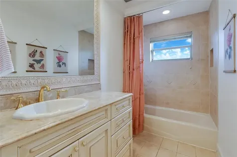 2115 NE 197th Terrace Miami FL 33179