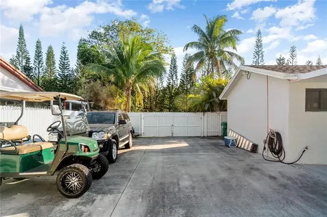12481 SW 194th Street Miami FL 33177