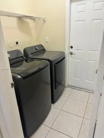 7851 SW 164th Avenue Miami FL 33193