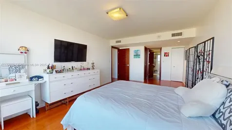600 N Three Islands Boulevard Hallandale Beach FL 33009