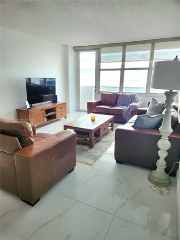 3725 S Ocean Drive Hollywood FL 33019