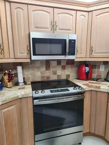 3725 S Ocean Drive Hollywood FL 33019