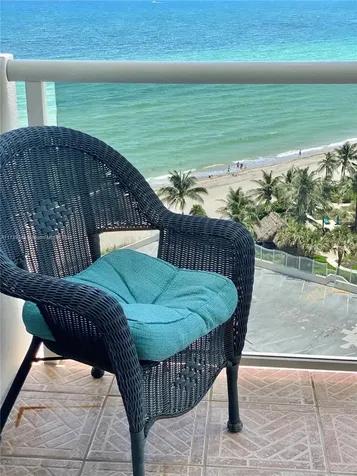 3725 S Ocean Drive Hollywood FL 33019