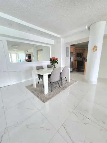 3725 S Ocean Drive Hollywood FL 33019