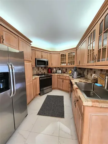 3725 S Ocean Drive Hollywood FL 33019