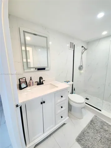 3725 S Ocean Drive Hollywood FL 33019