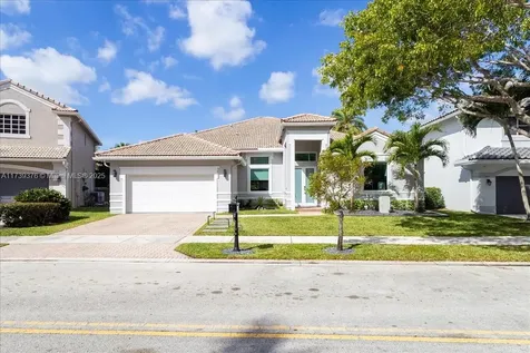 3847 Crestwood Circle Weston FL 33331