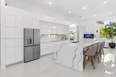 3847 Crestwood Circle Weston FL 33331
