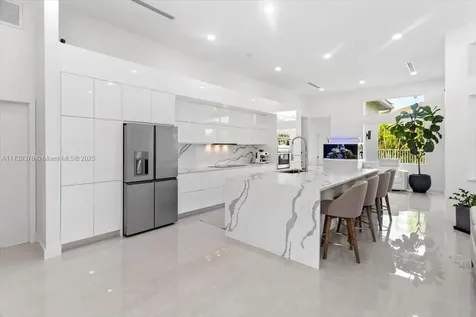 3847 Crestwood Circle Weston FL 33331