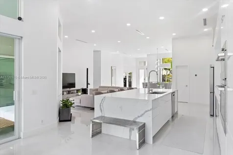 3847 Crestwood Circle Weston FL 33331
