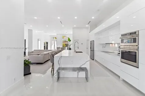 3847 Crestwood Circle Weston FL 33331