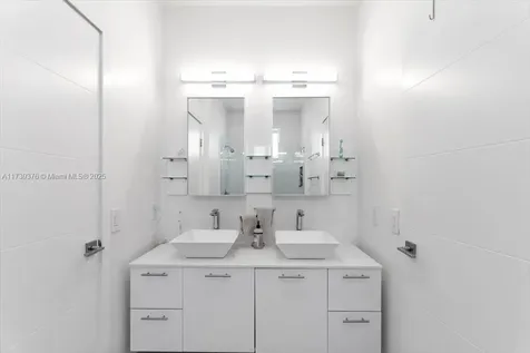 3847 Crestwood Circle Weston FL 33331