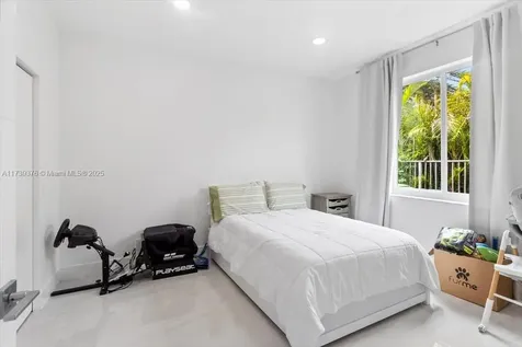 3847 Crestwood Circle Weston FL 33331