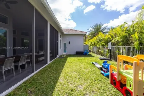 3847 Crestwood Circle Weston FL 33331