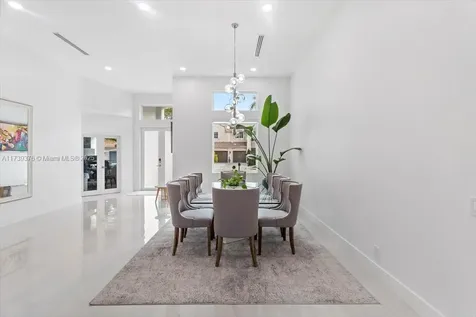 3847 Crestwood Circle Weston FL 33331