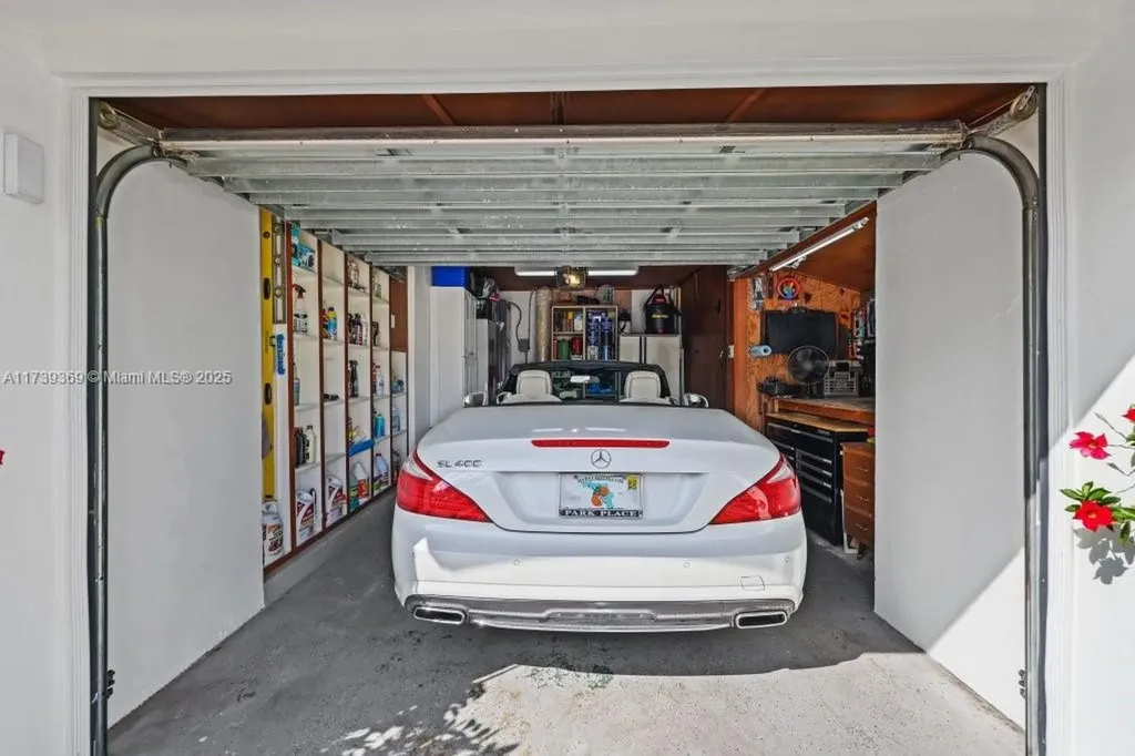1921 SW 23rd Avenue Fort Lauderdale FL 33312