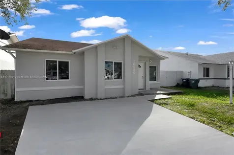 10430 SW 210th Terrace Cutler Bay FL 33189