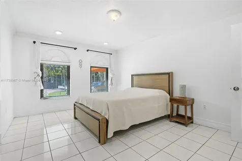 19895 SW 184th Street Miami FL 33187