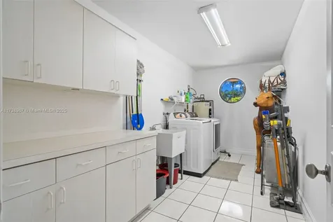 19895 SW 184th Street Miami FL 33187