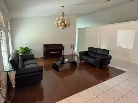 19895 SW 184th Street Miami FL 33187