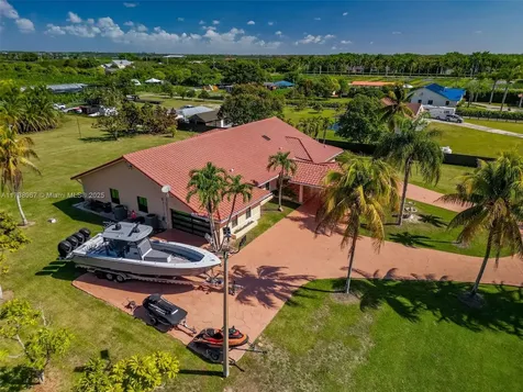 19895 SW 184th Street Miami FL 33187