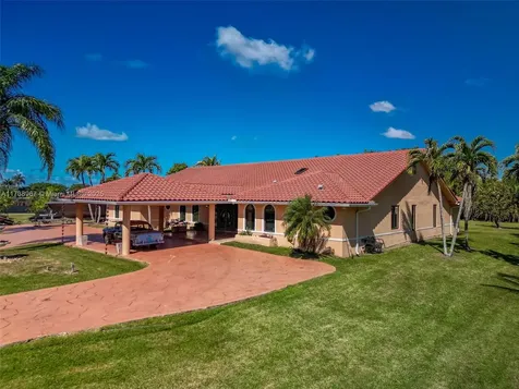 19895 SW 184th Street Miami FL 33187