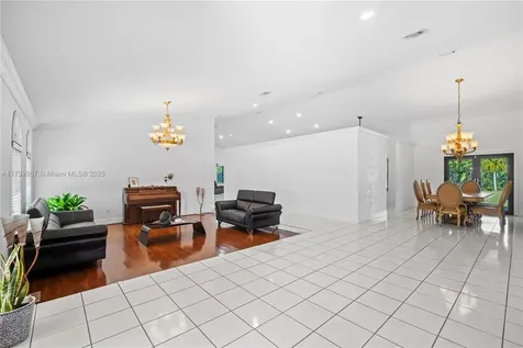 19895 SW 184th Street Miami FL 33187