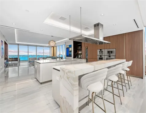 18501 Collins Avenue Sunny Isles Beach FL 33160
