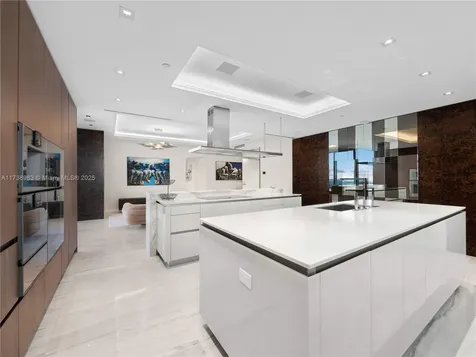 18501 Collins Avenue Sunny Isles Beach FL 33160