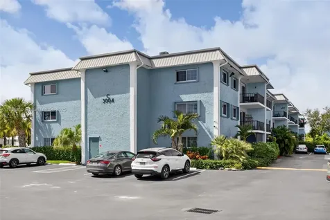 3004 NE 5th Terrace Wilton Manors FL 33334