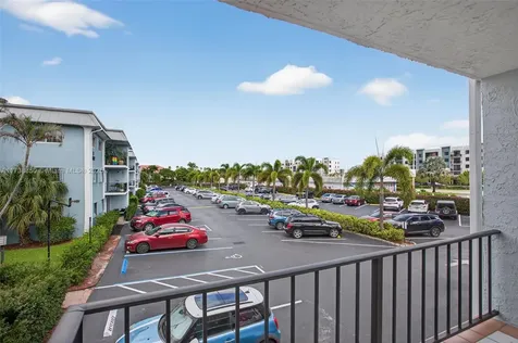 3004 NE 5th Terrace Wilton Manors FL 33334