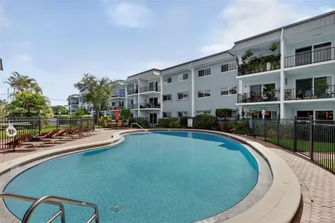 3004 NE 5th Terrace Wilton Manors FL 33334