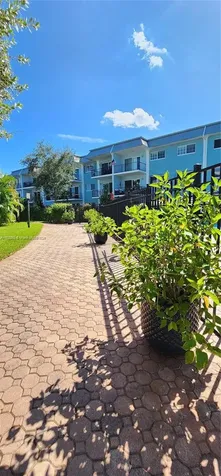 3004 NE 5th Terrace Wilton Manors FL 33334