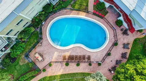 3004 NE 5th Terrace Wilton Manors FL 33334