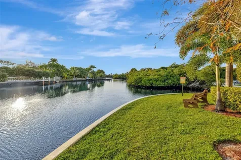 3004 NE 5th Terrace Wilton Manors FL 33334