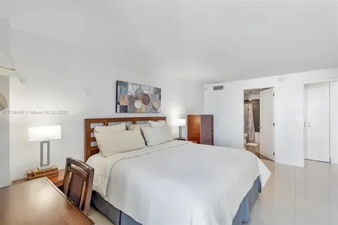 100 Bayview Drive Sunny Isles Beach FL 33160