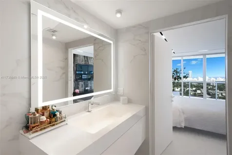 1900 Sunset Harbour Drive Miami Beach FL 33139