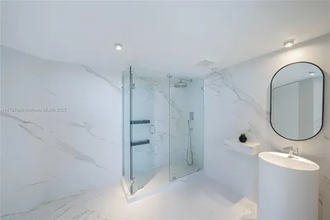 1900 Sunset Harbour Drive Miami Beach FL 33139