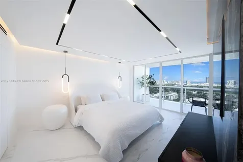 1900 Sunset Harbour Drive Miami Beach FL 33139