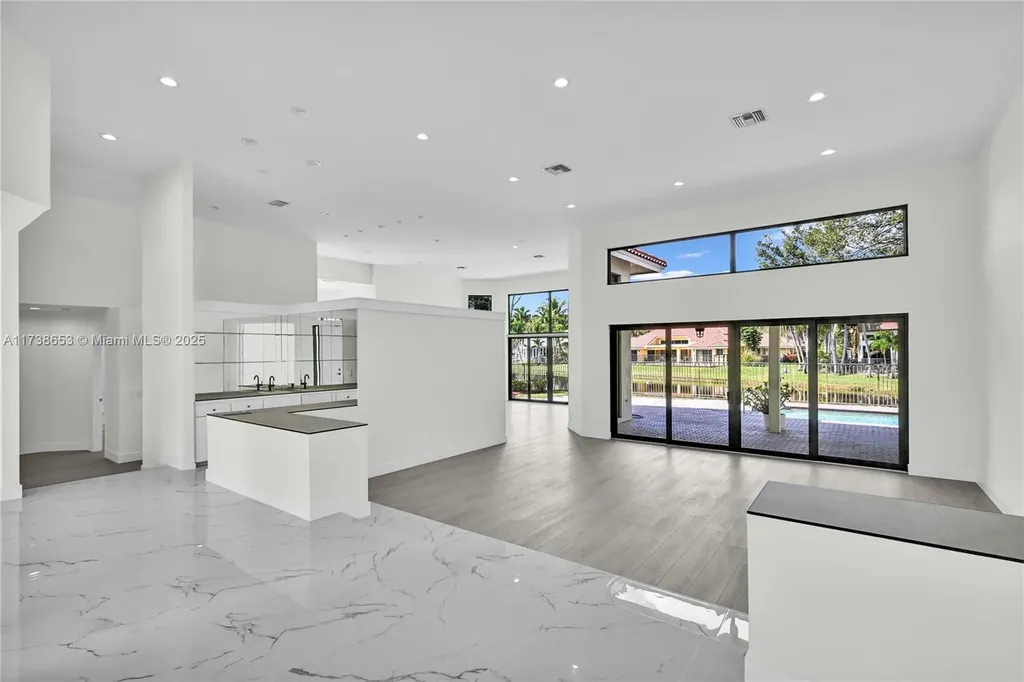 1018 Pine Branch Court Weston FL 33326