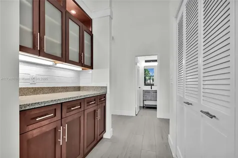 1018 Pine Branch Court Weston FL 33326