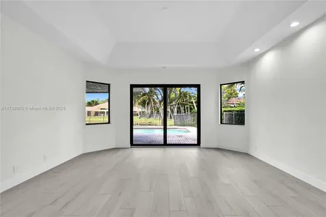 1018 Pine Branch Court Weston FL 33326