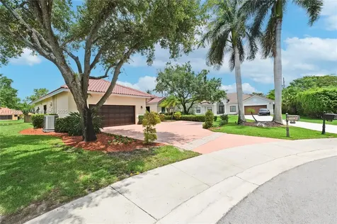 1018 Pine Branch Court Weston FL 33326