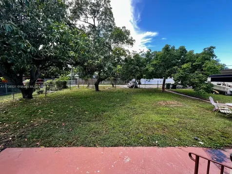 226 SW 6th Street Dania Beach FL 33004