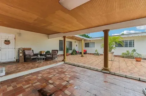 8365 SW 4th Street Miami FL 33144
