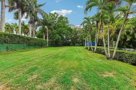 8365 SW 4th Street Miami FL 33144